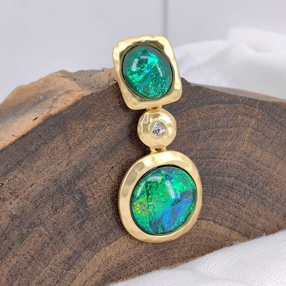 Statement Retro Emerald Green Lava Stone Dangle Earrings (Light Luxury) - Picture 4 of 7